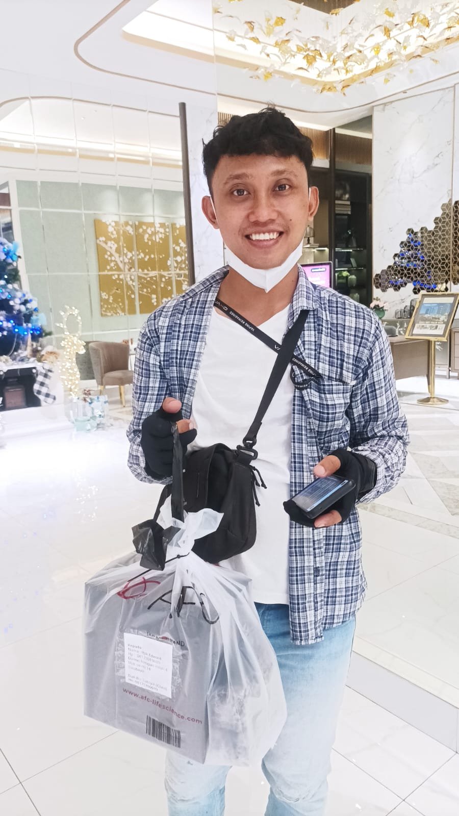 WhatsApp Image 2024-12-18 at 21.27.49